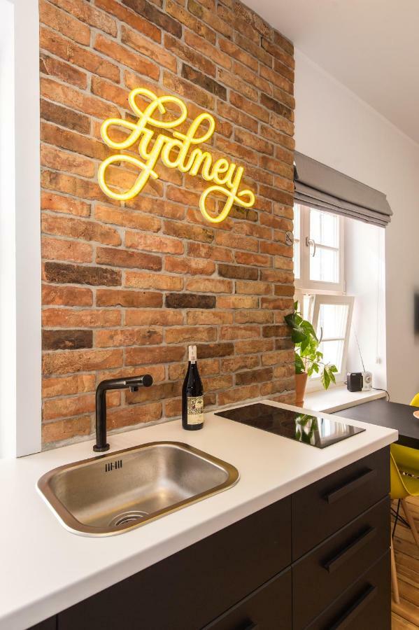 Bliss Apartments Sydney พอซนาน ภายนอก รูปภาพ